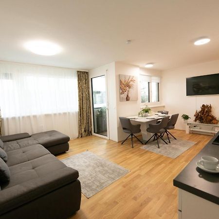 Schoenes Living Am Donauufer Wina Bagian luar foto