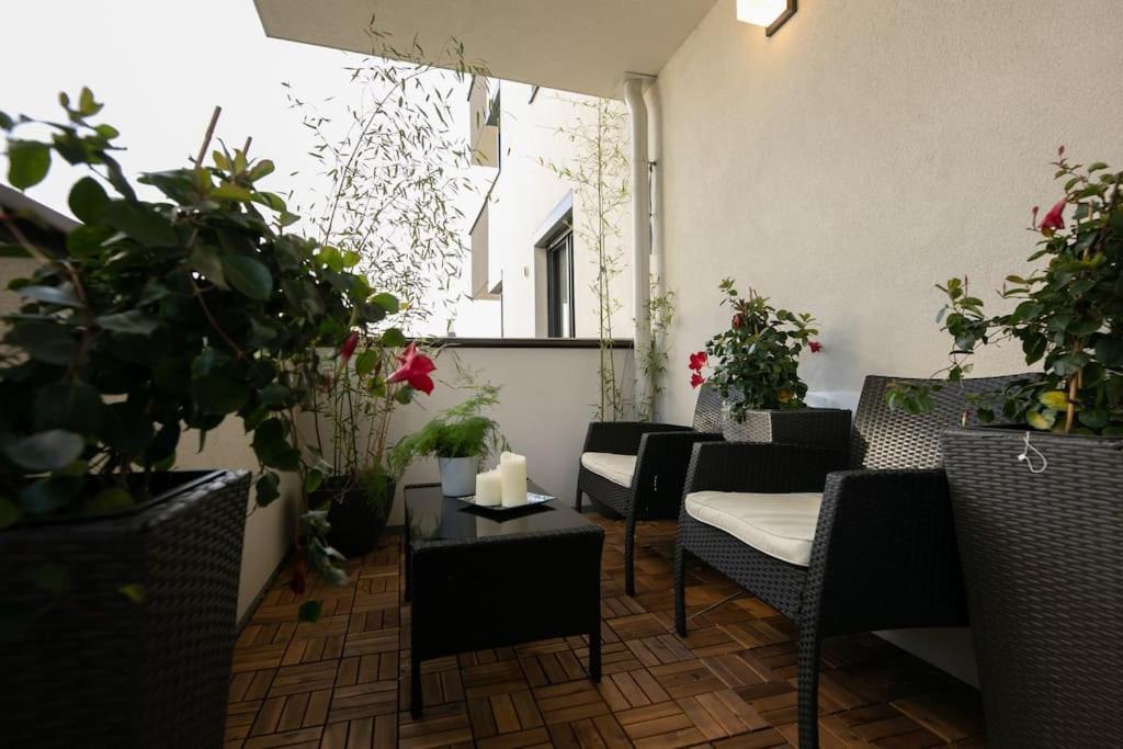 Schoenes Living Am Donauufer Wina Bagian luar foto