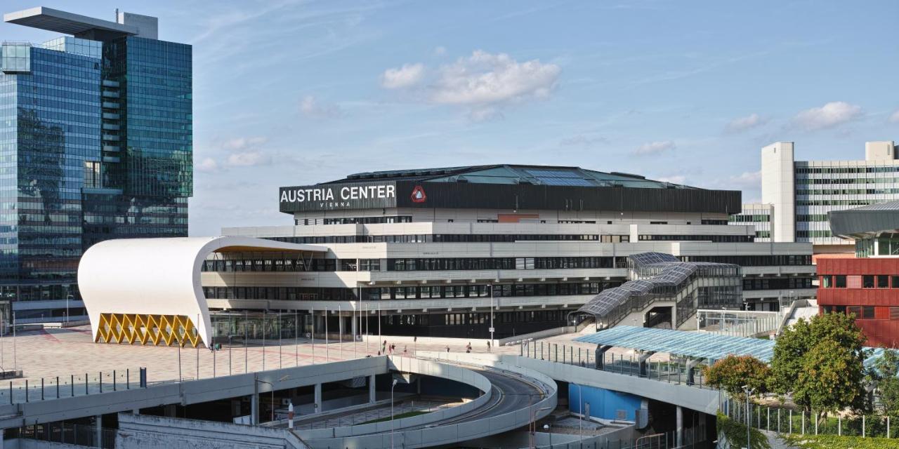 Schoenes Living Am Donauufer Wina Bagian luar foto